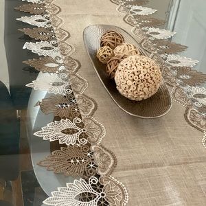 Table Runner